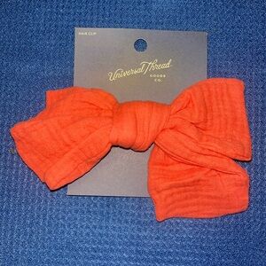 Universal Thread Vibrant Orange Hair Clip